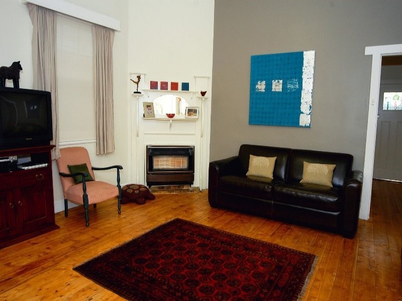 42 Canterbury Street, Hughesdale VIC 3166