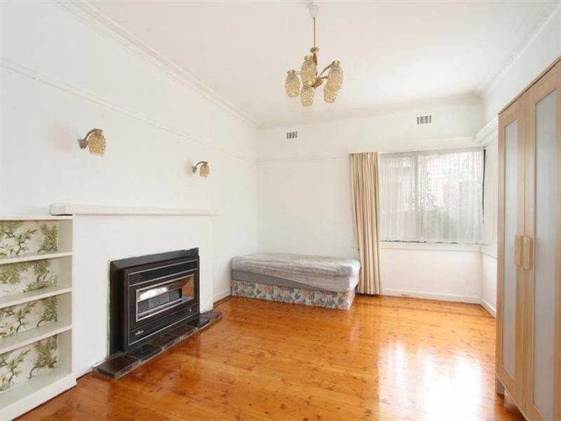 15 Glenbrook Avenue, Clayton VIC 3168