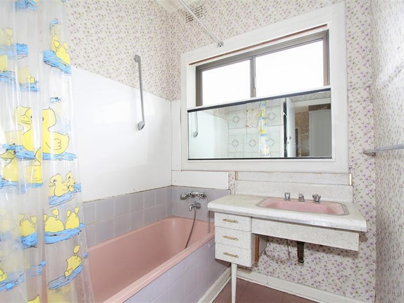 15 Glenbrook Avenue, Clayton VIC 3168