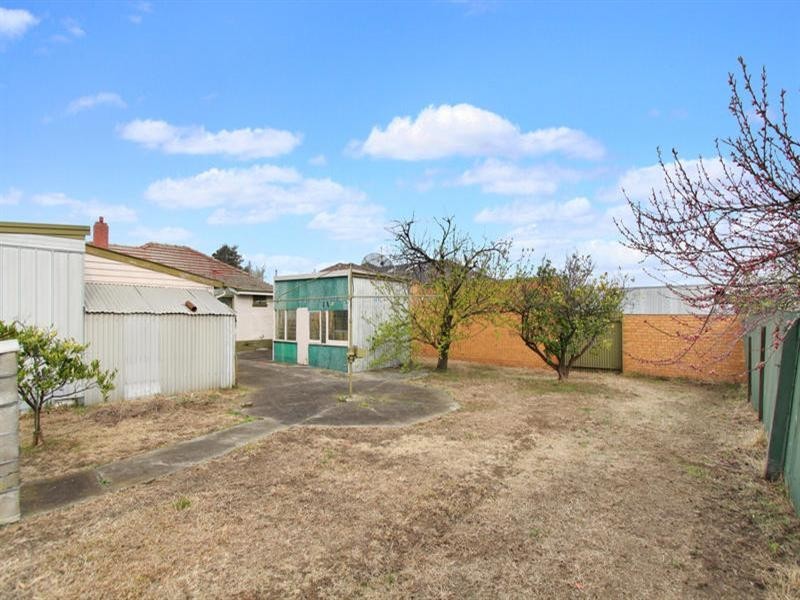 15 Glenbrook Avenue, Clayton VIC 3168