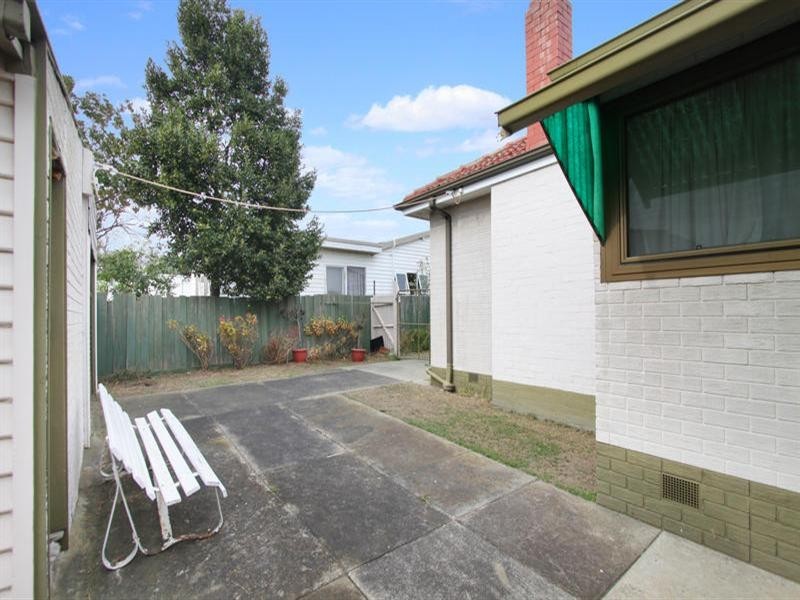 15 Glenbrook Avenue, Clayton VIC 3168