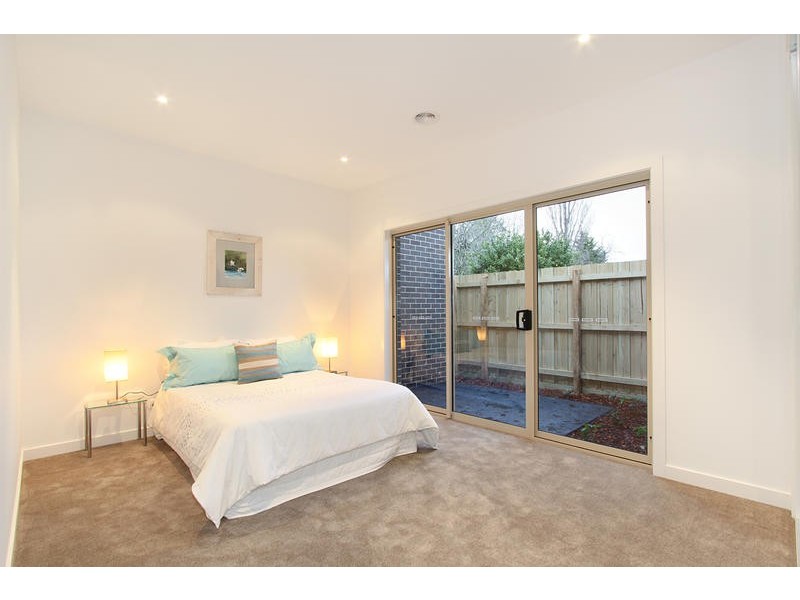 2/7 Reid Street, Oakleigh South VIC 3167