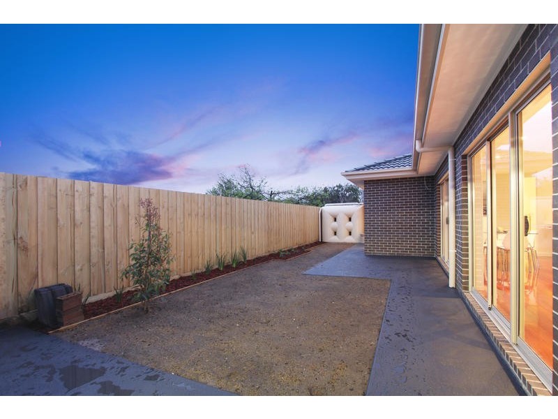 2/7 Reid Street, Oakleigh South VIC 3167