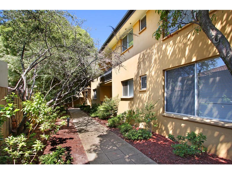 1/10 Crewe Road, Hughesdale VIC 3166