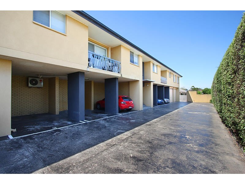 1/10 Crewe Road, Hughesdale VIC 3166