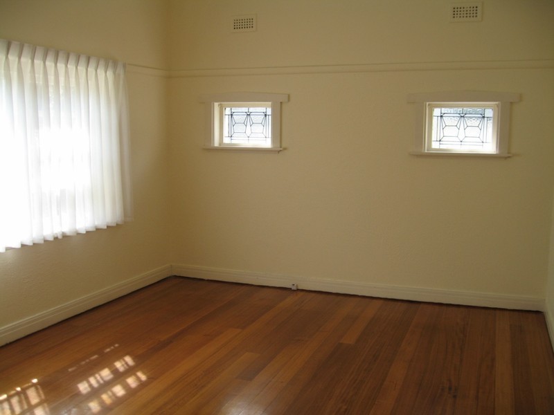 1/10 Paget Street, Hughesdale VIC 3166