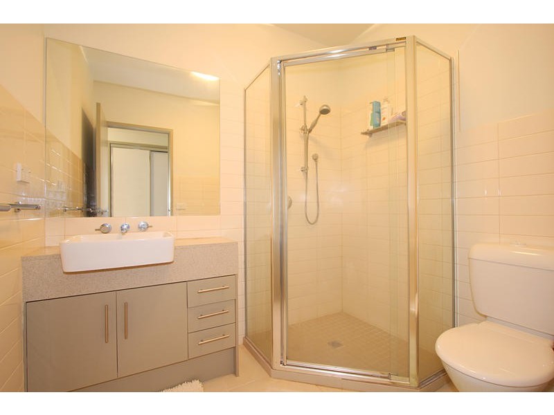 108/76 East Boundary, Bentleigh East VIC 3165