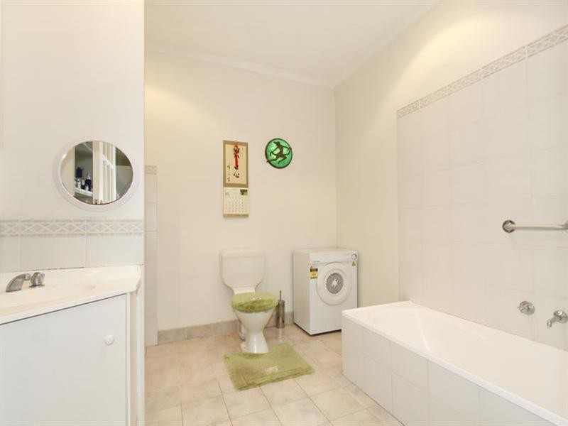 1472 Dandenong Road, Oakleigh VIC 3166