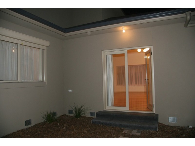 2/1 Francis Street, Clayton VIC 3168