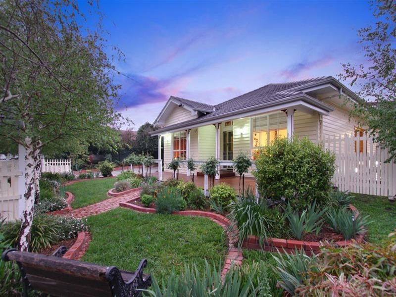 6 Darling Street, Hughesdale VIC 3166