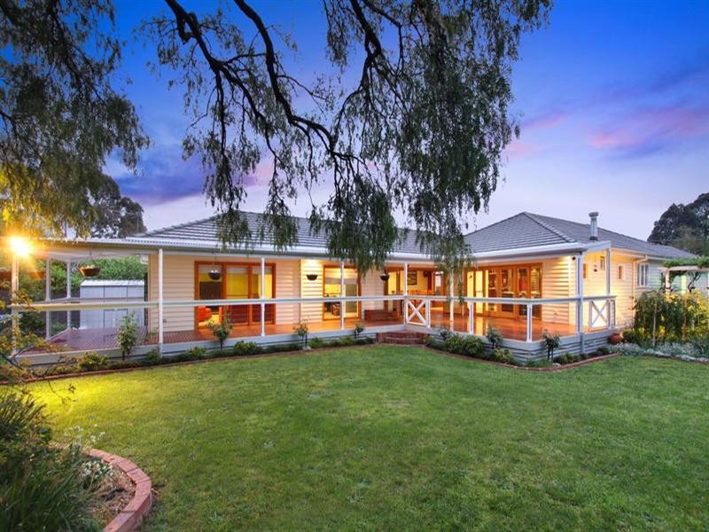 6 Darling Street, Hughesdale VIC 3166