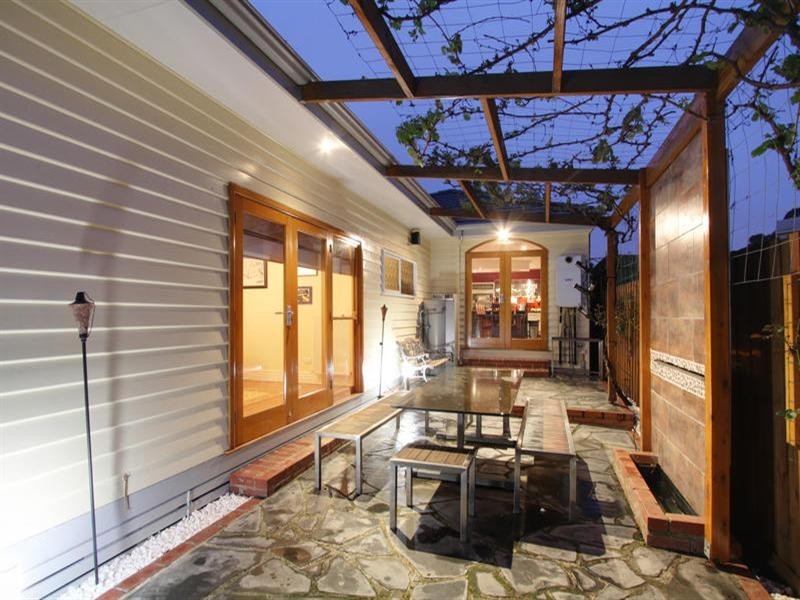 6 Darling Street, Hughesdale VIC 3166