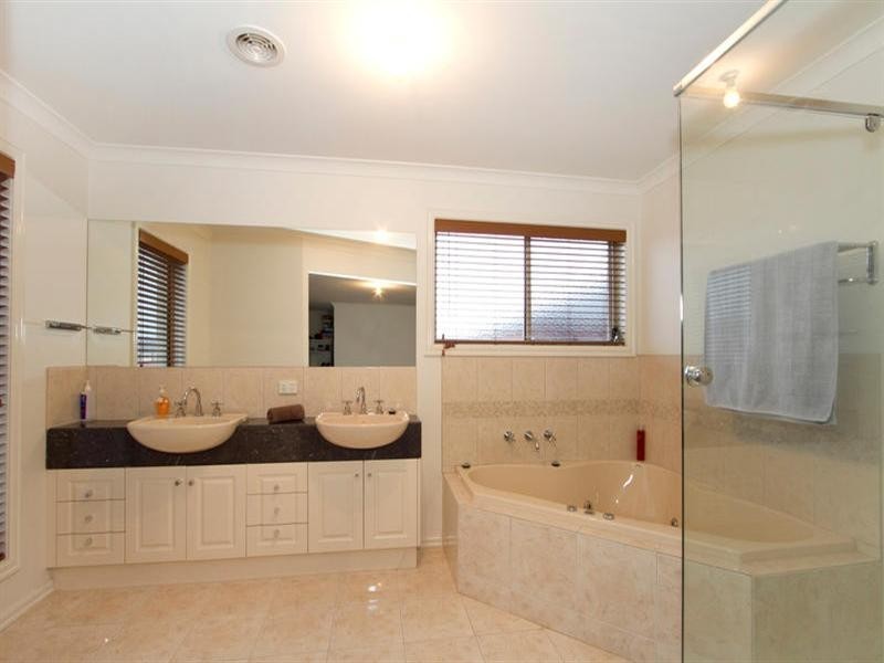 14 Eighth Boulevard, Springvale VIC 3171