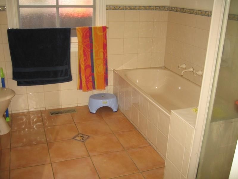 2/6 Skipton Road, Hughesdale VIC 3166