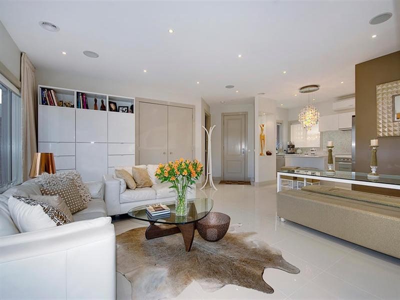 2/38 Jaguar Drive, Clayton VIC 3168