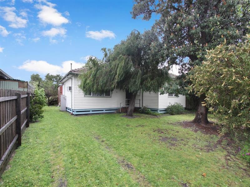 19 Byron Street, Clayton South VIC 3169