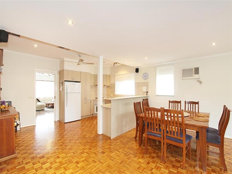 30 Bevan Avenue, Clayton South VIC 3169