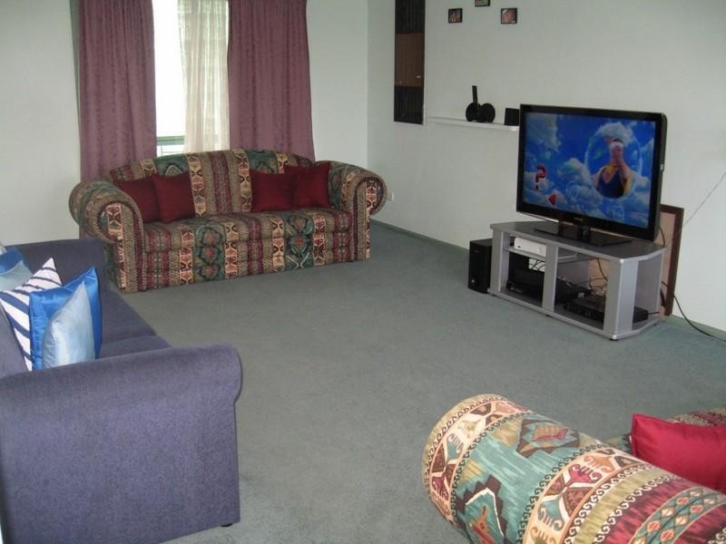 18 Rawdon Hill Drive, Dandenong North VIC 3175