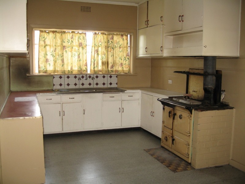 2 Calista Avenue, Oakleigh East VIC 3166