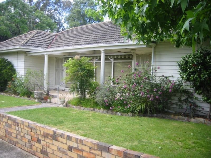 10 Ward Avenue, Oakleigh South VIC 3167