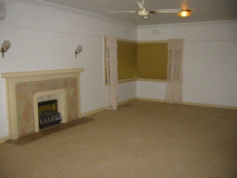 10 Ward Avenue, Oakleigh South VIC 3167