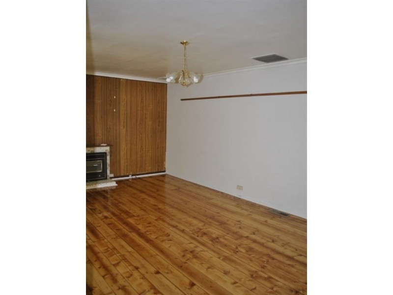 14 Nyrang Street, Chadstone VIC 3148