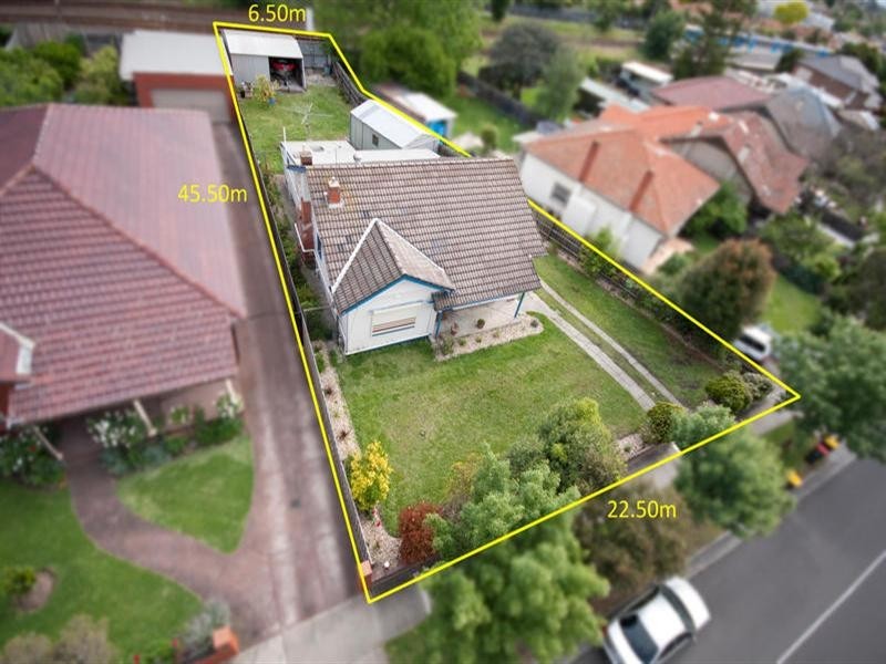 12 Willesden Road, Hughesdale VIC 3166