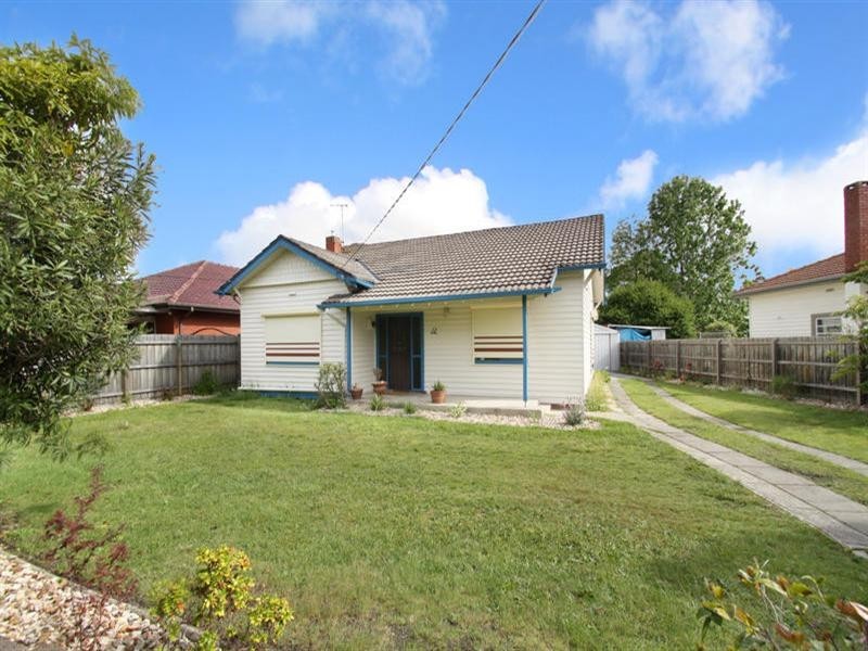 12 Willesden Road, Hughesdale VIC 3166