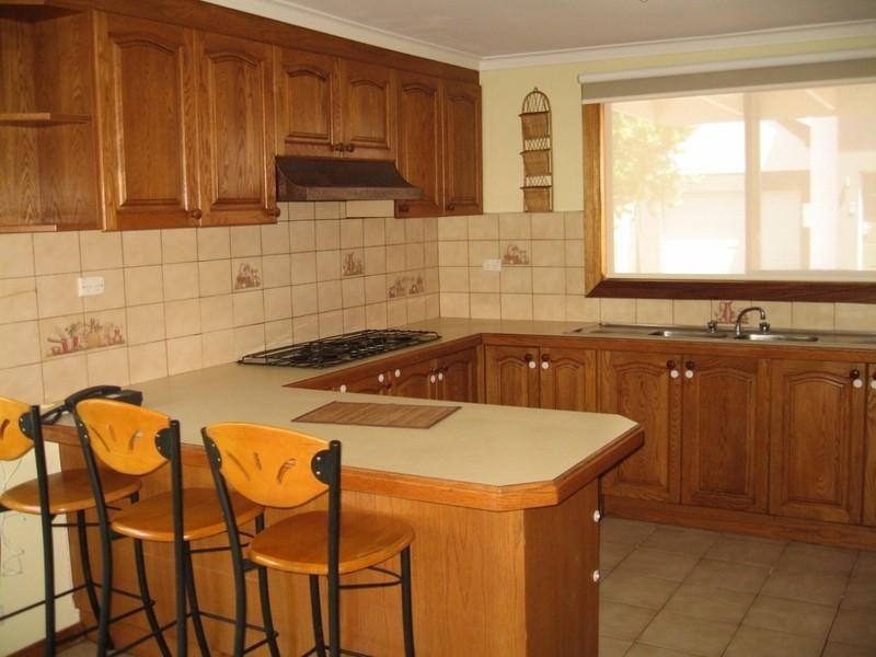 1/92 Willesden Road, Hughesdale VIC 3166