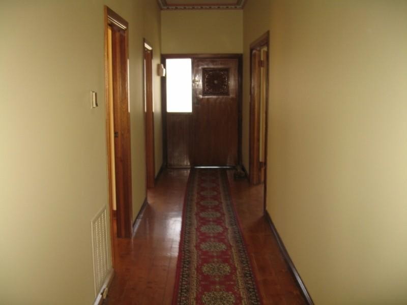 1/92 Willesden Road, Hughesdale VIC 3166