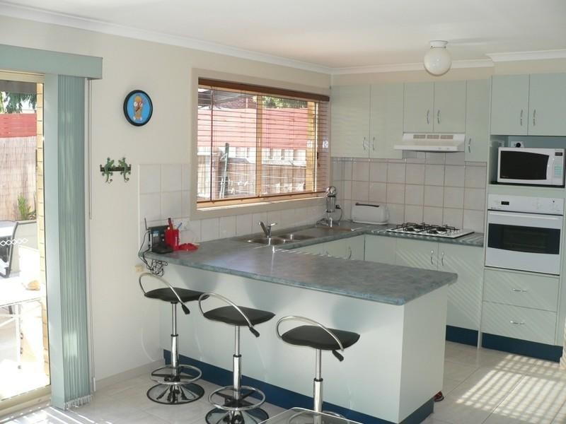 41 Kierens Way, Chadstone VIC 3148