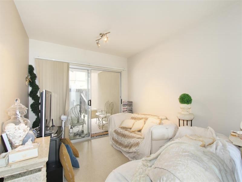 6/82-86 Atherton Road, Oakleigh VIC 3166