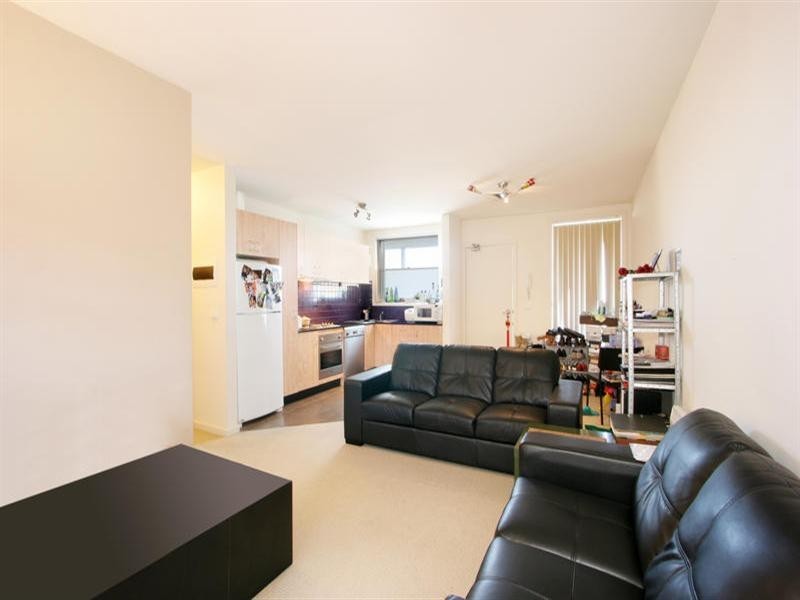 17/82-86 Atherton Road, Oakleigh VIC 3166