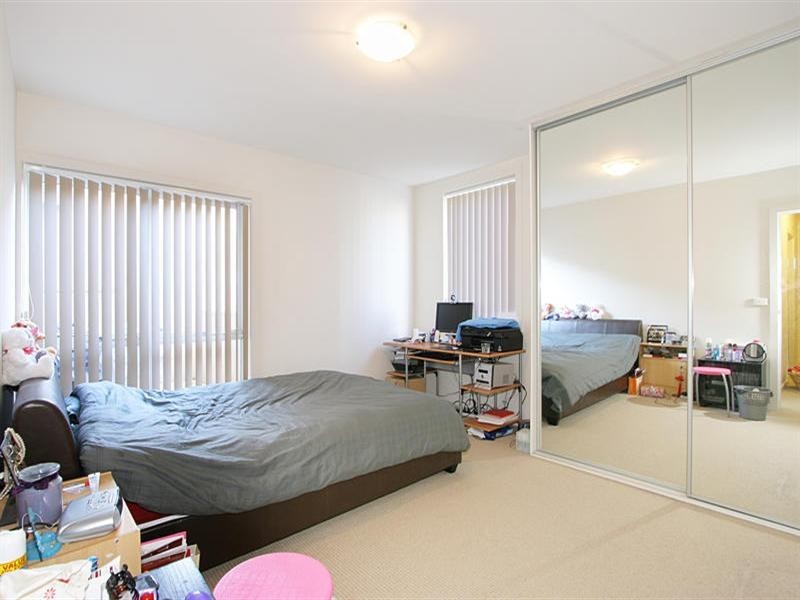 17/82-86 Atherton Road, Oakleigh VIC 3166