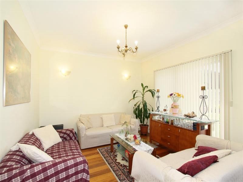 2 Bond Street, Clayton South VIC 3169