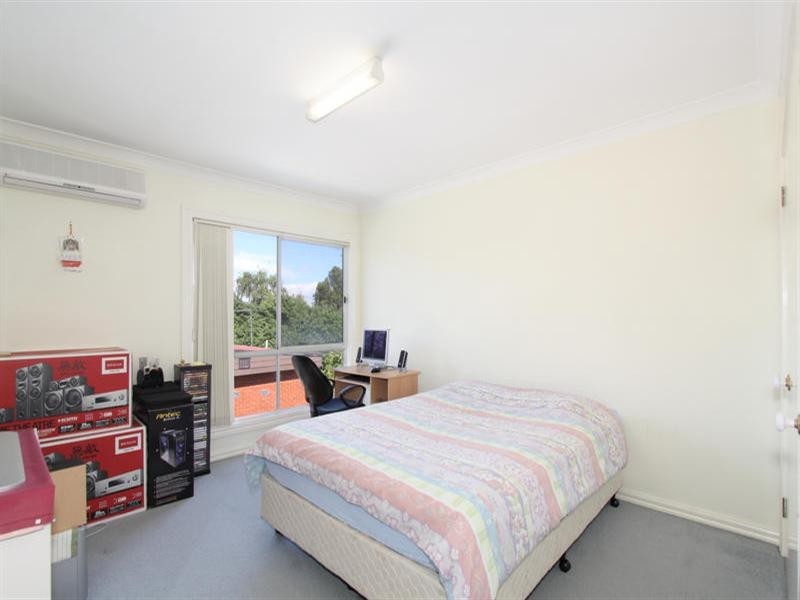 2 Bond Street, Clayton South VIC 3169