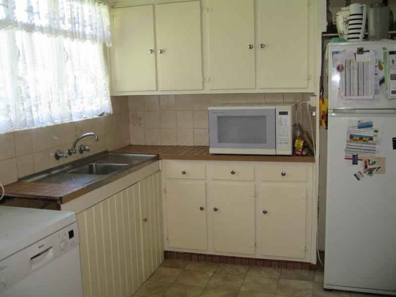 166 Power Avenue, Chadstone VIC 3148