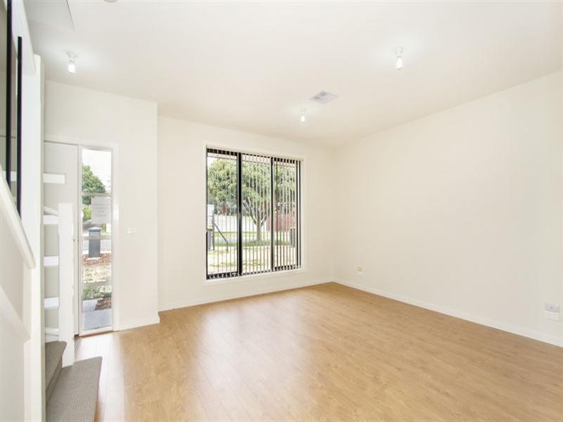 1/27-29 Colin Road, Oakleigh South VIC 3167