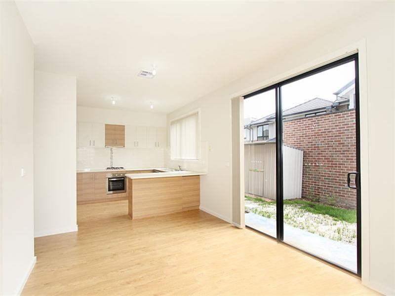 1/27-29 Colin Road, Oakleigh South VIC 3167