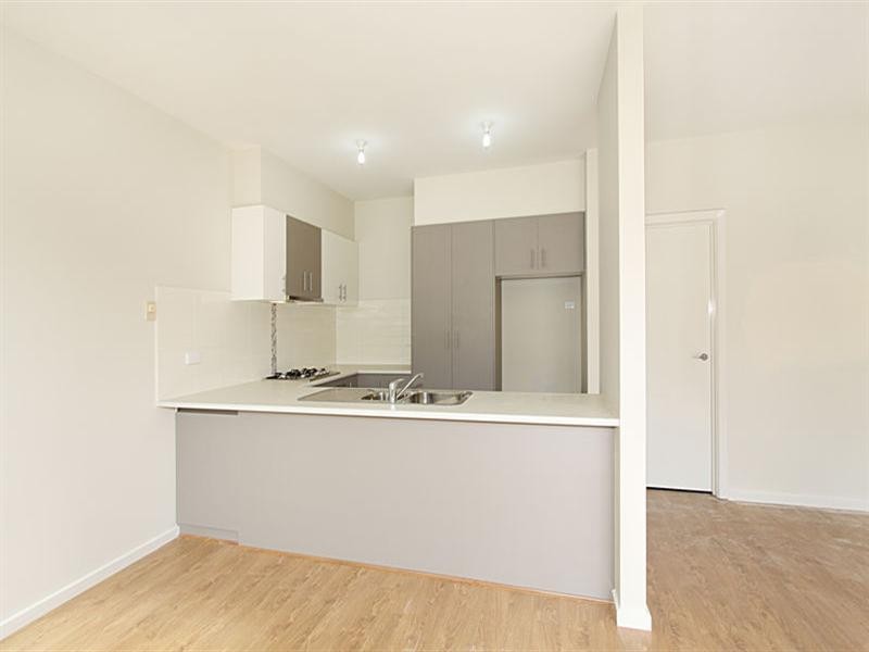 2/27-29 Colin Road, Oakleigh South VIC 3167