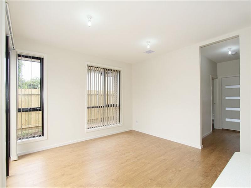 8/27-29 Colin Road, Oakleigh South VIC 3167