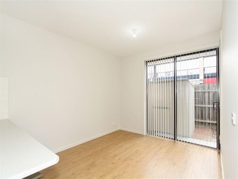 8/27-29 Colin Road, Oakleigh South VIC 3167