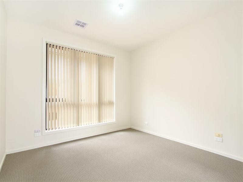 8/27-29 Colin Road, Oakleigh South VIC 3167