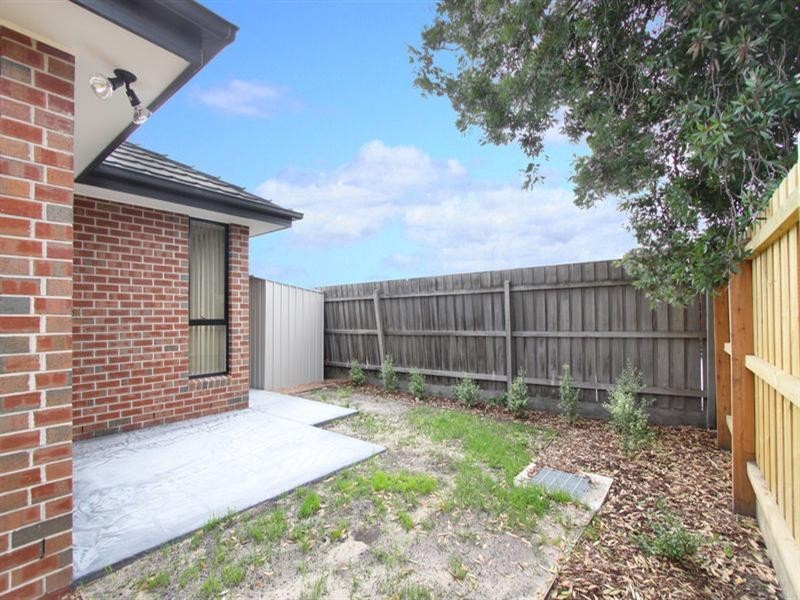 8/27-29 Colin Road, Oakleigh South VIC 3167