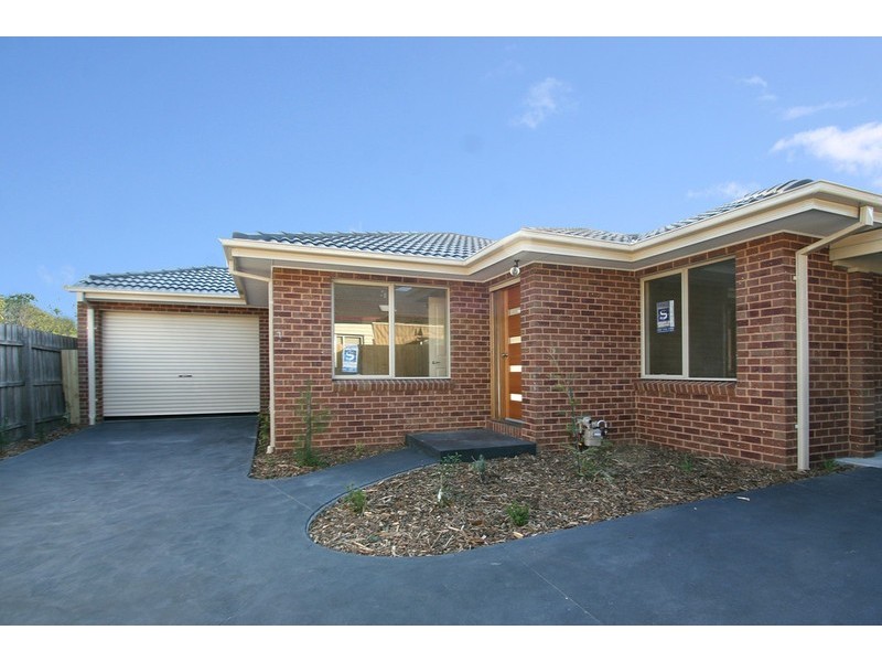 13 Parer Street, Oakleigh VIC 3166