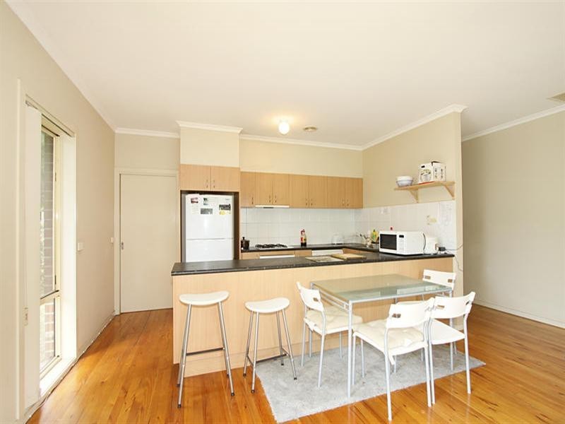 2/100 Moriah Street, Clayton VIC 3168