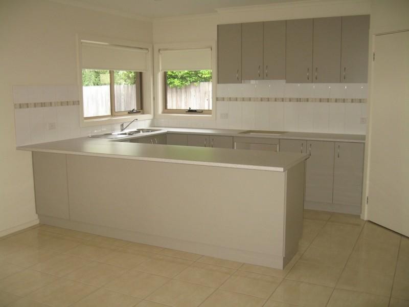 1/4 Delia Street, Oakleigh South VIC 3167