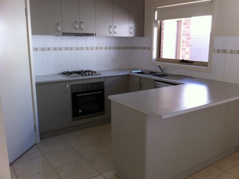 2/4 Delia Street, Oakleigh South VIC 3167