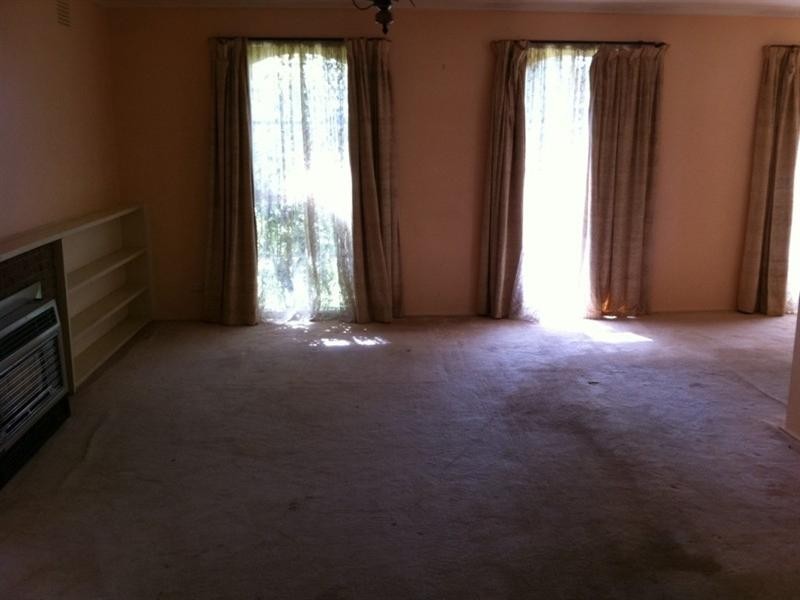 11 Darling Street, Hughesdale VIC 3166