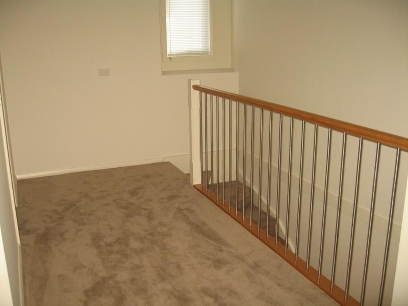 1/73 Harlington Street, Clayton VIC 3168